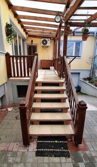 V širšom centre Malaciek, átriový jednopodlažný rod.dom s ba - 14