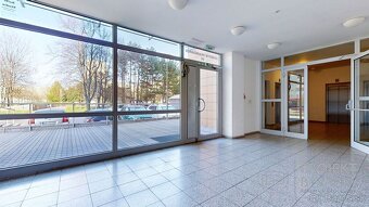 REZERVOVANÉ 2-izbový byt, NÁM. HRANIČIAROV, veľký BALKÓN, v - 14