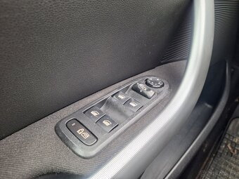 PEUGEOT 308 SW 1,6 BENZÍN AUTOMAT NOVÁ STK,EK 12/2027 - 14