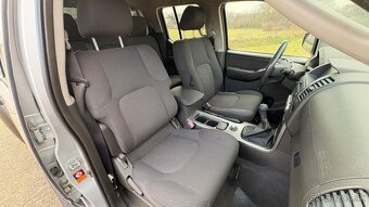Nissan Navara 2.5 dCI MT6 4x4 Doublecab + Hardtop - 14