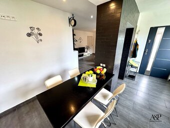 NA PREDAJ 3 IZB. RODINNÝ DOM, POZEMOK 482 M2, ČÁČOV okr. SEN - 14