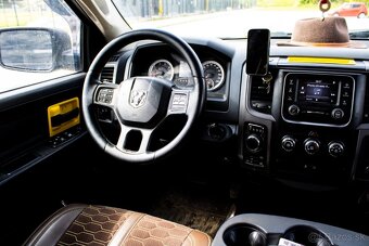 Dodge RAM 1500 5.7 HEMI - 14