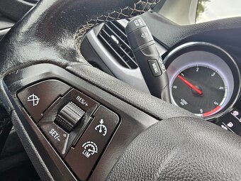 OPEL ASTRA SPORTS TOURER 1.6 CDTI - 14