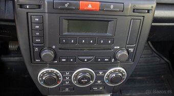 Land Rover Freelander 2 2.2 TD4 S - 14