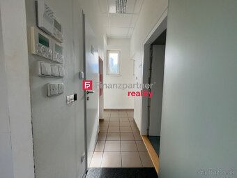 Nehnuteľnosť Dunajská Streda - Na prenájom obchodné priestor - 14