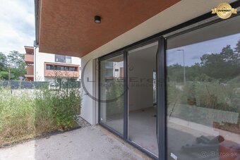 NA PREDAJ moderný 2-izbový byt so záhradou v Kostolišti - 14