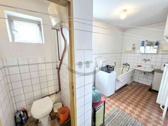 Priestranný 4-izbový dom s vedľajšou budovou Gabčíkovo - 14