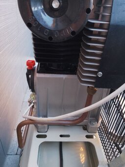 Schneider kompresor 650/90 NOVY - 14