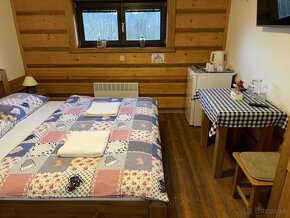 Rekreačná chata s vnútorným a vonkajším wellnessom - 14