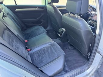 Volkswagen Passat b8 2.0 TDI DSG HIGHLINE - 14
