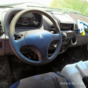 2004 Peugeot Boxer dodavka 2,2 HDi CR 74 kW nafta 5MP - 14