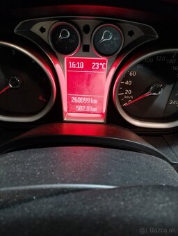 Ford Kuga - 14