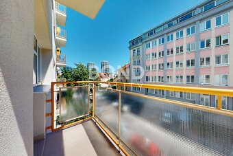 Výnimočný 3 izbový byt vo výbornej lokalite Starého Mesta pr - 14