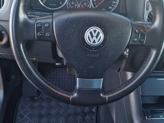 Volkswagen Tiguan 2.0CR TDI 4-Motion AT6 103KW SR 2majiteľ P - 14