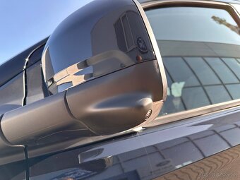 Ford Tourneo Custom 2.0 TDCi 170k A8  Titanium X 8-miestné - 14