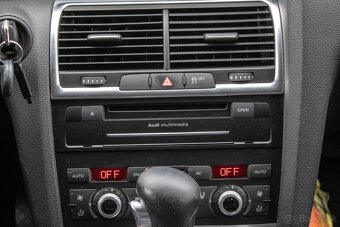 Audi Q7 3.0 TDI quattro tiptronic8 DPF - 14