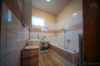 Rodinný dom na predaj v žiadanej lokalite - Chrenová - 14