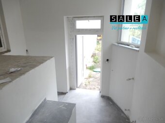 Pekný rodinný dom, 300 m2, kompletná rekonštrukcia, Hronské  - 14