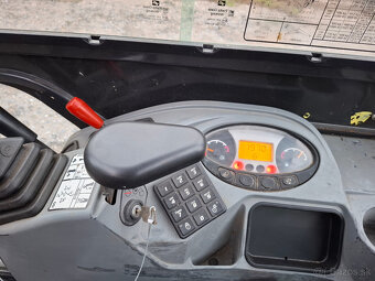 Bobcat E19, rok 2019 - 14