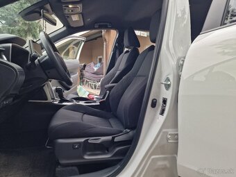 Toyota Corolla Cross 1.8 Hybrid Style e-CVT 140k (v Záruke) - 14