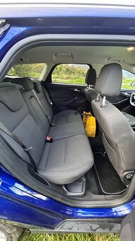 ord Focus combi mk3 1.5 ecoboost, 110kw,6st.manuál r.v.2015 - 14