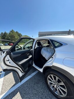 Lexus NX 300h Confort vybava rv 2016 4x4/ Vymena za lexus - 14