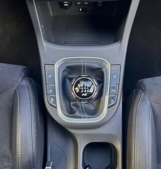 Hyundai i30N - 14