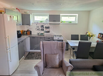 Rozostavaná chalupa pri potoku v malebnej dedinke na Lipto - 14