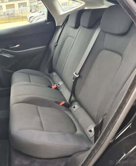 JAGUAR E-PACE 2.0 I4 S AWD A/T / MOŽNÝ ODPOČET DPH - 14