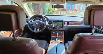 Volkswagen Touareg VR6 3.6 LUX KomfortBenzínPanorama - 14