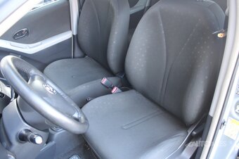 Toyota Yaris 1,0 VVT-i 51 kW BASE - COOL - 14