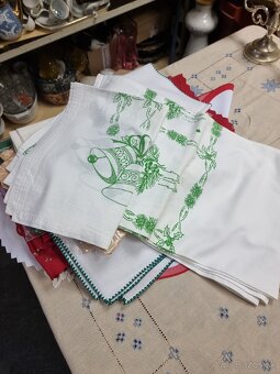 Predám obrusy a decky - 14