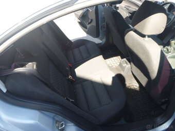 Škoda Octavia 1,4i 16V 2011 - 14