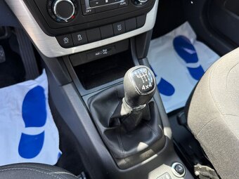 ► ŠKODA YETI 1,4 TSI 4x4 - 110 KW, NAVI, PARK. SENZORY◄ - 14