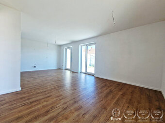 BOSEN | 3IZB Rodinný dvojdom so záhradkou - 14