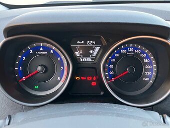 Hyundai Elantra, kupený na Slovensku, nájazd len 53600 km. - 14