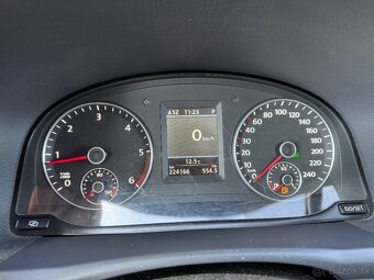 VW Touran 2.0 TDI DSG 7 Miestny - 14