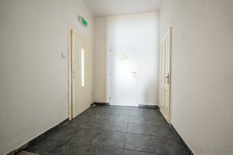 Obchodný priestor Šahy na predaj - 14