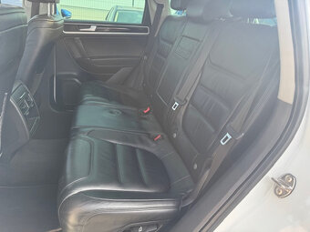 Volkswagen Touareg II 3.0 V6 TDI R-Line  4XMOTION - 14