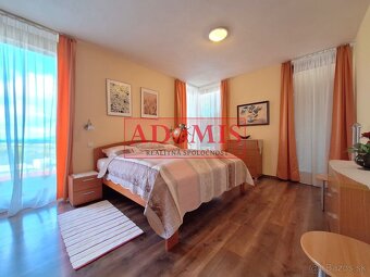 Predáme 6-izbový rodinný dom Kavečany 800m2, dvojgaráž, bazé - 14