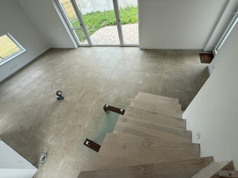 Na predaj 4-izbový dom / poschodový / vo vybavení ŠTANDARD - 14