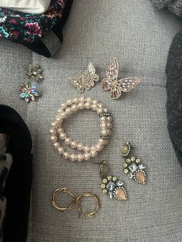 Veľký balík oblečenia - 14