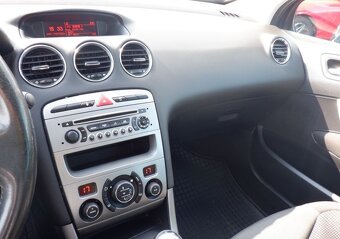 Peugeot 308 kombi SW "Panorama", 1.6 HDI, 7-miestny, 85 kW - 14
