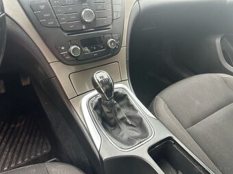 Opel Insignia 2.0CDTI - 14