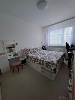 Predaj priestranný 3 izbový byt - 14