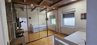 Prenájom - 8 izbový rodinný dom s 800m2 záhradou - BA III - 14
