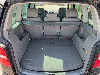 VW Touran 1.9TDI diesel (BKC), 77kW, MT/6, rok:06.2004. - 14