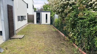Bez maklérov predám moderný dom v lokalite Rovinka ID 105455 - 14