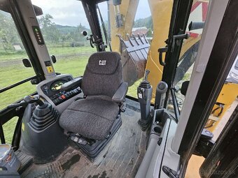 CAT traktorbager 444F2 - 14