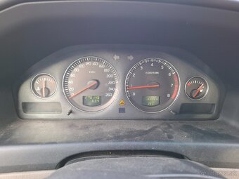 Volvo s60 2.4benzín 2003r.v. manuál - 14